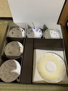 NORITAKE ノリタケ　アソート　ティーカップ&ソーサー　5客