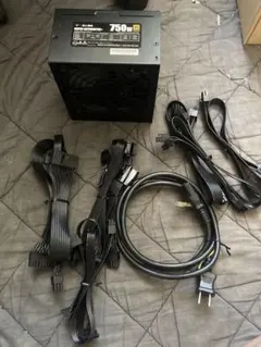 玄人志向 KRPW-GK750W/90+ 80PLUS