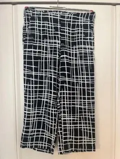 marimekko Saala モノトーンチェック七分丈パンツのサムネイル