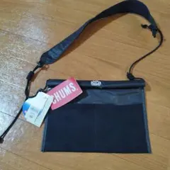 新品タグ付き！CHUMS レインプルーフサコッシュ