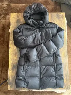 フード付き ブラックダウンジャケット Sサイズ