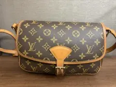 【レアアイテム】Louis Vuitton　ヴィトン　ソローニュ　入手困難品 レアアイテム】Louis Vuitton ヴィトン ソローニュ 入手困難品