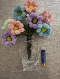 다채로운 쇼핑몰 꽃이 달린 유리 꽃병