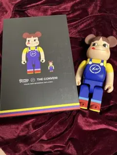 ベアブリック MILKY THE CON VENI BLACK PEKO