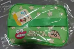 クレヨンしんちゃん 星柄ポーチ