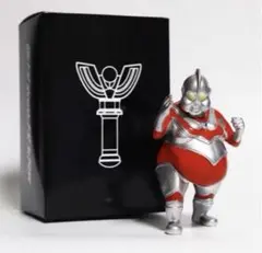 デブトラマン　ウルトラマン　フィギュア