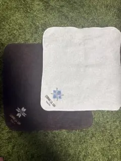 刺繍入りタオルハンカチ ブラウン・ホワイト