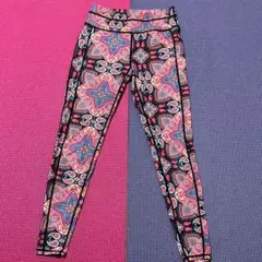 美品 レギンス S