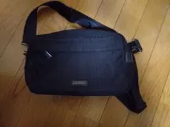 Paul Smith ブラックショルダーバッグ