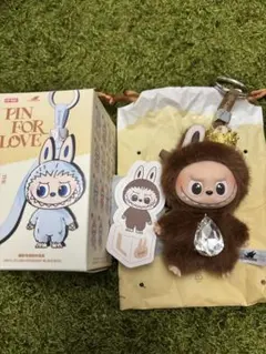新品正規品 ラブブ ぬいぐるみ イニシャル PIN FOR LOVE L