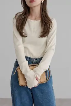 ボンジュールサガン 前後2WAYラメリブヘンリーネックプルオーバー アイボリー