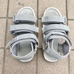 SHAKA スポーツサンダル グレー 23cm ベルクロのサムネイル