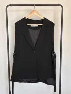 ZARA ブラック ノースリーブジャケット XL