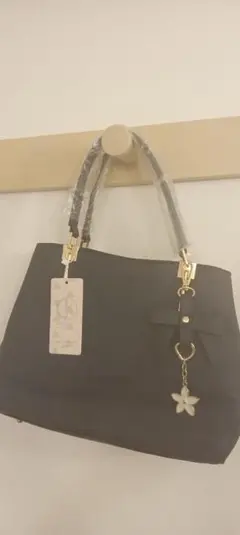 新品未使用　D.KELLY ハンドバッグ ショルダーベルト付き