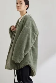 アダムエロペ　リバーシブルボアジャケット