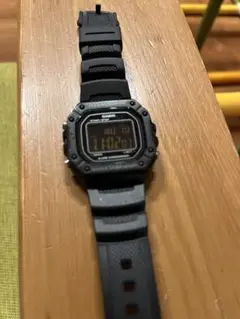 CASIO デジタル腕時計 ブラック　チプカシ　チープカシオ