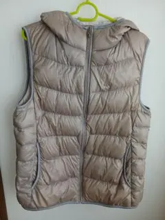 シルバー フード付き キルティングダウンベスト