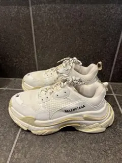 BALENCIAGA TRIPLE S ホワイト スニーカー 38のサムネイル