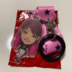 須田アンナ ネックストラップ