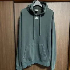 adidas ダークグリーン フード付きパーカー