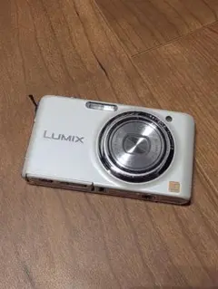 実写美⭕️美品【動作確認済】パナソニック LUMIX DMC-FX7 シルバー Amazon.co.jp: パナソニック LUMIX FX7 シルキーシルバー DMC