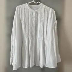 美品。quaranciel ships ピンタックバンドカラーシャツ