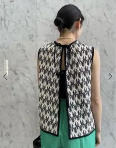 BEAUTY&YOUTH UNITED ARROWS - ＜6(ROKU)＞TRIANGLE JACQUARD KNIT VEST 6(ROKU)のTRIANGLE JACQUARD KNIT VEST - メルカリ
