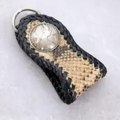 良品☆蛇革 本革 キーホルダー コンチョ 牛革 パイソンレザー