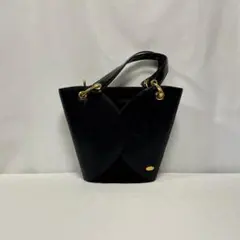 銀座かねまつ バケツ型ハンドバッグ ブラック型押しレザー ゴールド金具タッセル