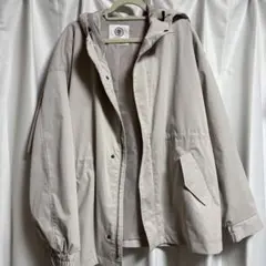 Lugnoncure マウンテンパーカー ベージュ