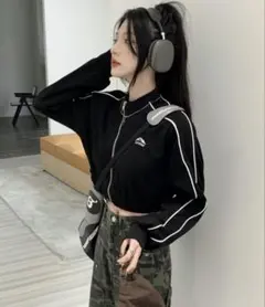 Item thumbnail for item 87ebd13b-2dad-49a7-a87b-769b20eba854