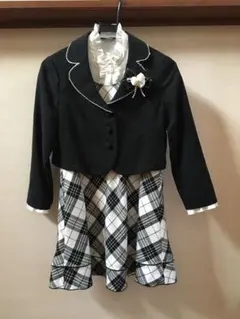 130cm女の子　フォーマル　スーツ ドレス 入学式 卒業式 発表会