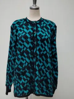 カーディガン　羽織物　トップス　総柄　ニット ミセス