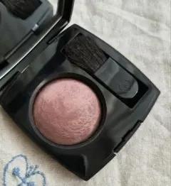 CHANEL / ジュ コントウゥラスト(パウダーチーク)/50デゼール