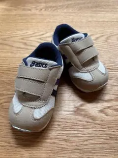 アシックス　スクスク　アイダホ　BABY4 13.5
