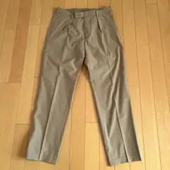 ユニクロ　ブラウン　パンツ　スラックス