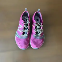 New Balance ピンク スニーカー　WT20BG2 23cm