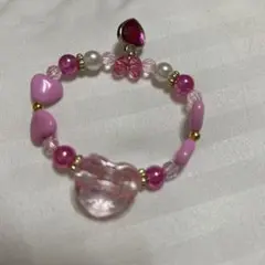 ハートチャーム付き ピンクビーズブレスレット