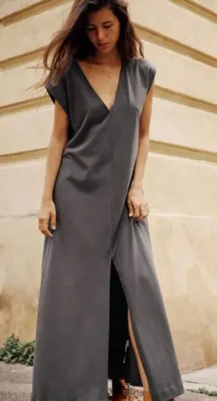 ZARA ノースリーブ Vネック ロングワンピース グレー