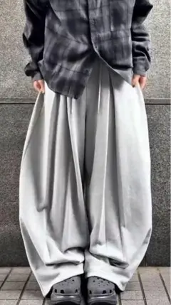 スエットパンツ ワイドパンツ