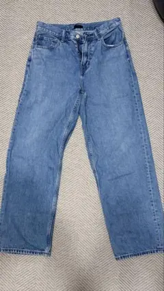 UNIQLO ライトブルー ストレートデニム 28