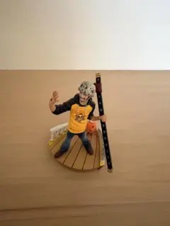 ワンピース ログボックスフィギュア トラファルガーロー
