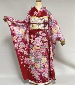 ゴージャス エンジの牡丹に百合の金彩振袖フルセット - メルカリ