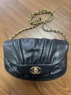 レトロ　黒 レザー フラップショルダーチェーンバッグ本革