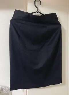 黒 タイトスカート ウエスト81cm スリット入り