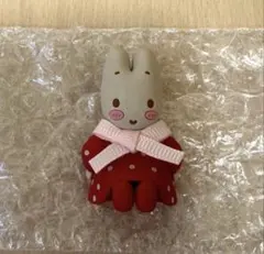マロンクリーム ピンバッジ