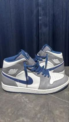 Nike Air Jordan 1 Mid
