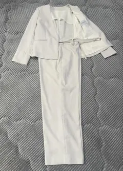 グリーンレーベルリラクシング パンツスーツ　ノーカラー　ベージュ　大きめ