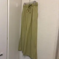 a v v くすみ黄緑　パンツ ゴムウエスト パンツ　S