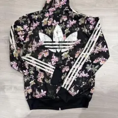 adidasサテン 花柄 アノラック パーカー ジャージXL アディダス サテン 花柄 アノラックパーカー ウィンドブレーカー